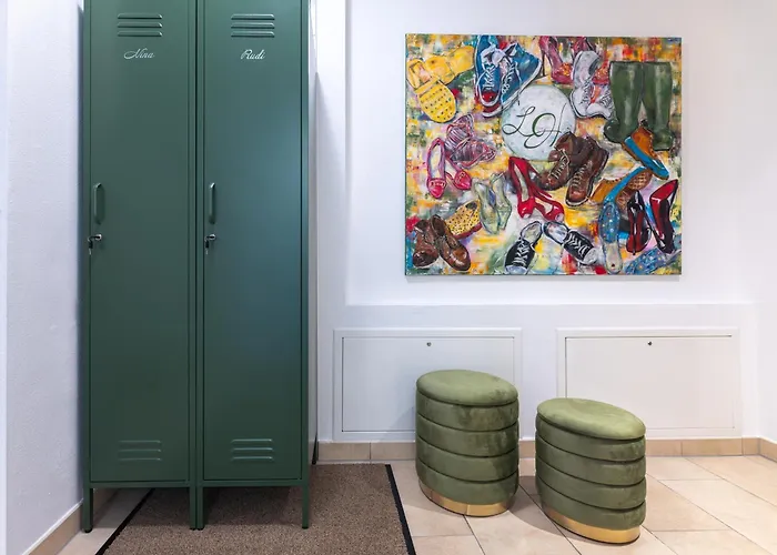 Lorenzhaus Exclusive *