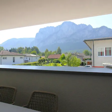 Lorenzhaus Exclusive *